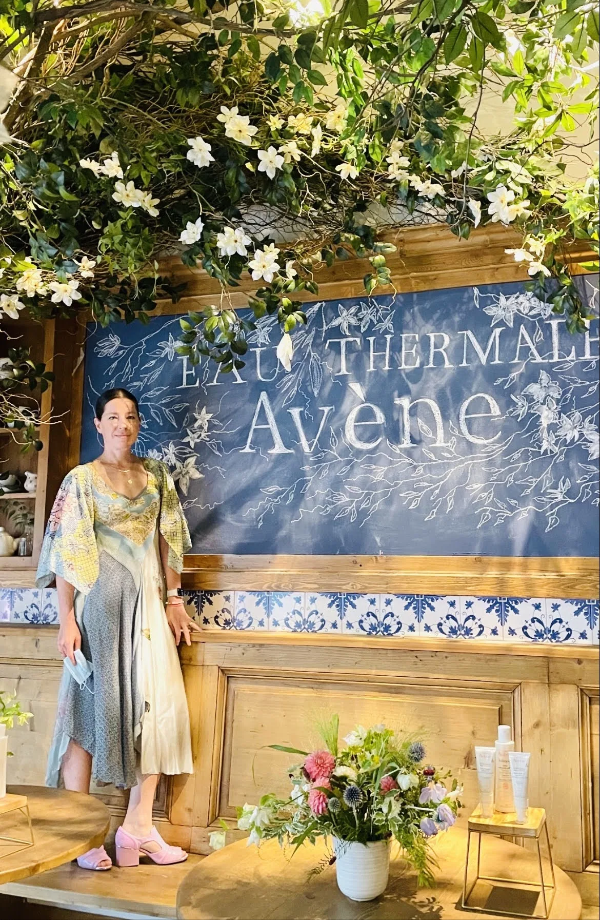 Live painting for Avène, illustration by Samantha Hahn